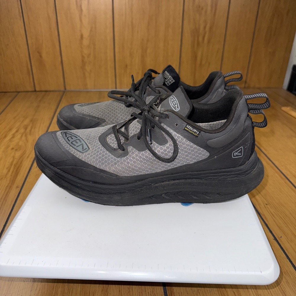 Keen WK400 WP Waterproof Hiking Shoes Mens 9.5 Grey Black 1028026